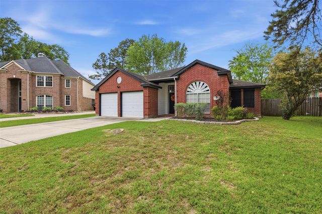 8314 Hunters Village Drive, Humble, TX 77346