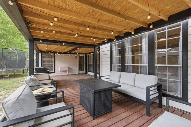 8314 Hunters Village Drive, Humble, TX 77346