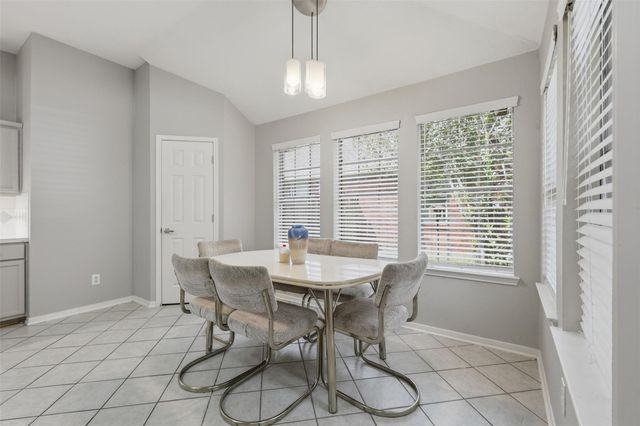 8314 Hunters Village Drive, Humble, TX 77346