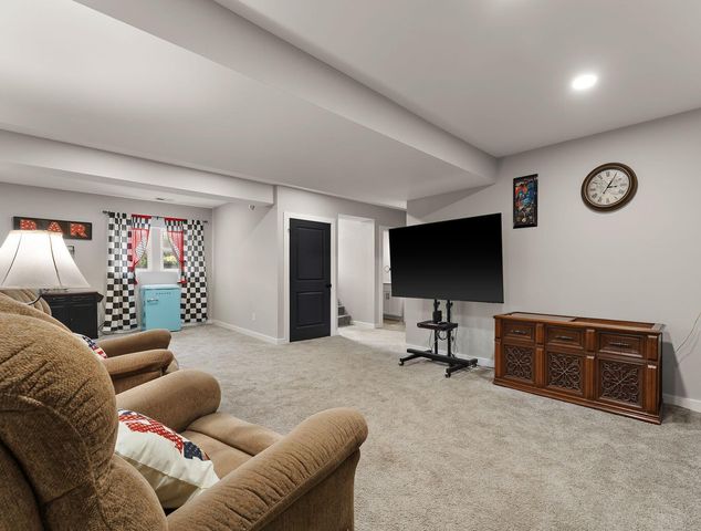 5653 S 425 W, La Porte, IN 46350