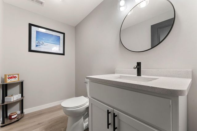 5653 S 425 W, La Porte, IN 46350