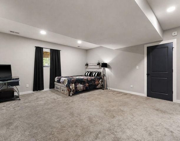 5653 S 425 W, La Porte, IN 46350
