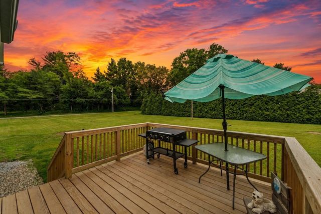 5653 S 425 W, La Porte, IN 46350
