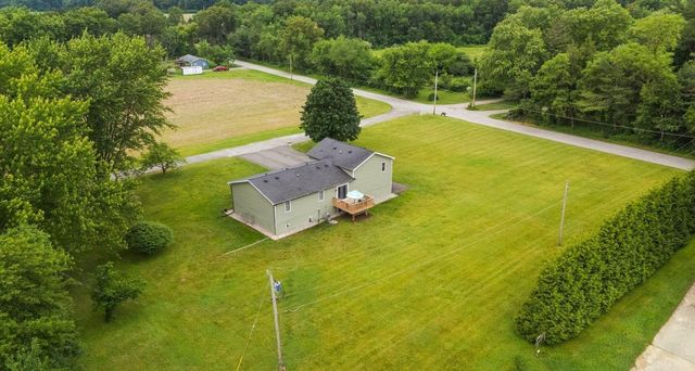 5653 S 425 W, La Porte, IN 46350