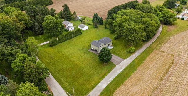 5653 S 425 W, La Porte, IN 46350