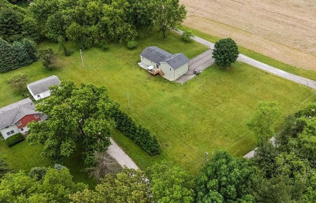 5653 S 425 W, La Porte, IN 46350