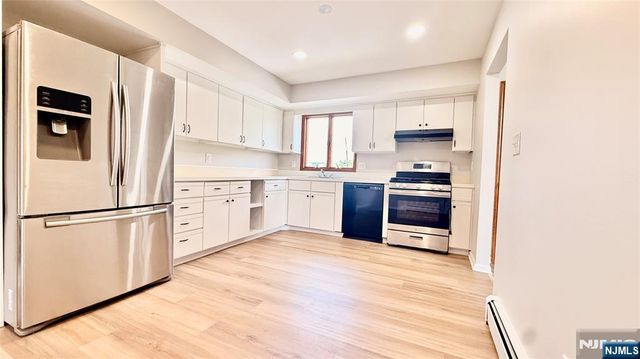 6 Donor Avenue, Elmwood Park, NJ 07407