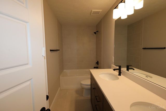 367 Glen Abbey Lane, Hamilton Twp, OH 45039