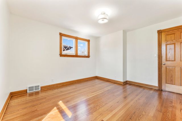1412 Balmoral Avenue, Westchester, IL 60154