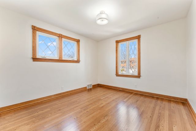 1412 Balmoral Avenue, Westchester, IL 60154