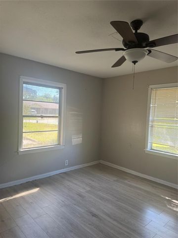 7947 Glenscott Street, Houston, TX 77061