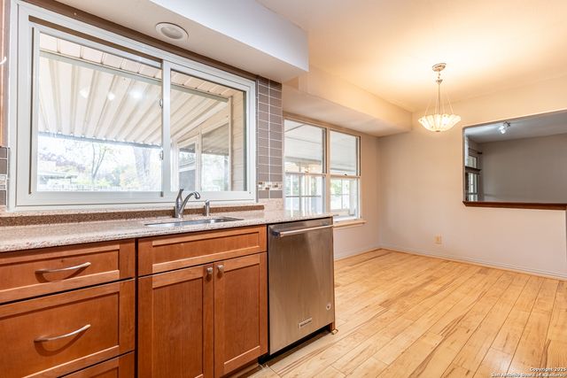 12207 Budding, San Antonio, TX 78247