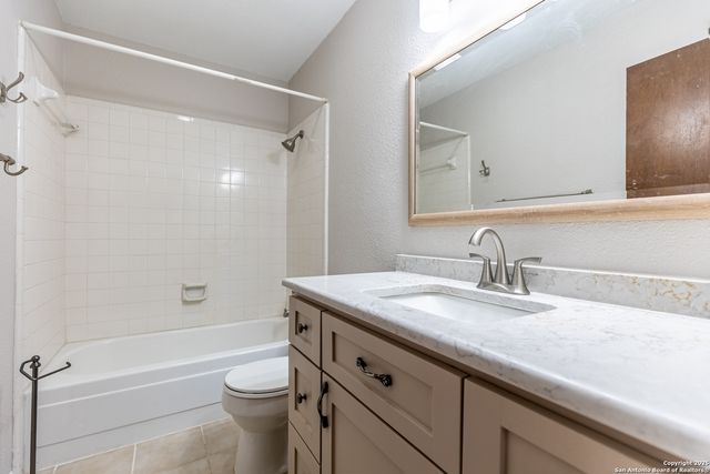 12207 Budding, San Antonio, TX 78247