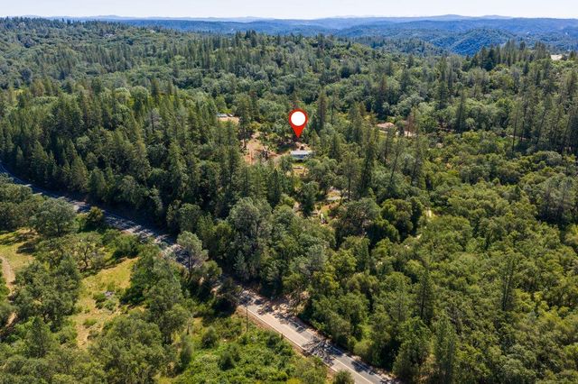 15300 Neils Rd, Auburn, CA 95603