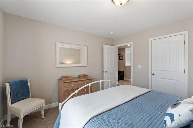 8629 Stone Valley Drive, Clemmons, NC 27012