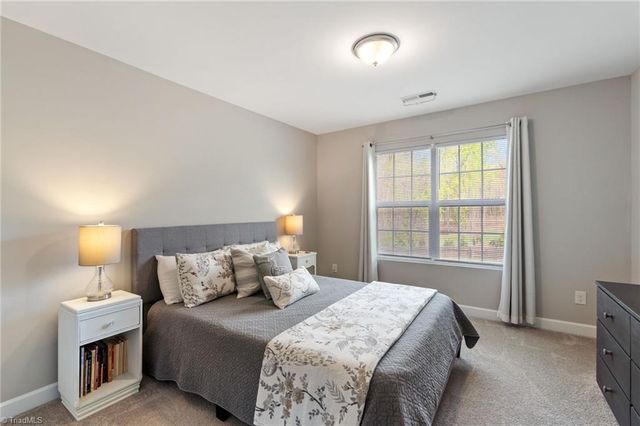 8629 Stone Valley Drive, Clemmons, NC 27012