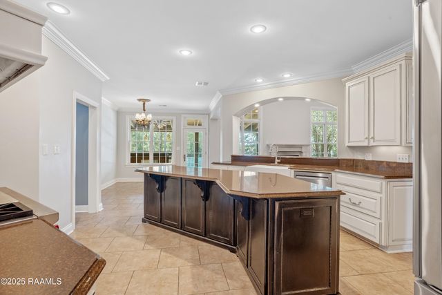 517 Cassidy Drive, Jennings, LA 70546