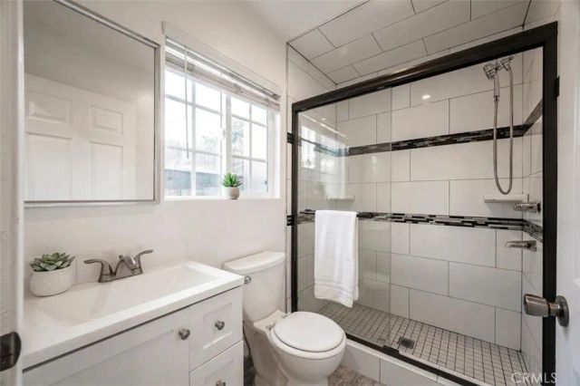 554 W 93rd, Los Angeles, CA 90044