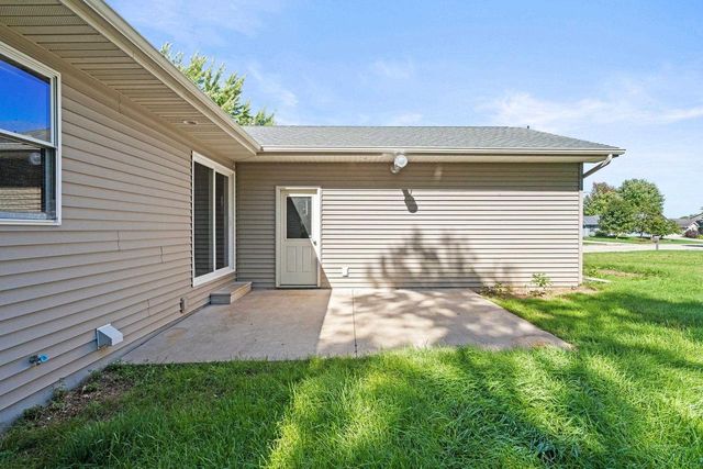 1136 MISTLETOE LANE, Winneconne, WI 54986