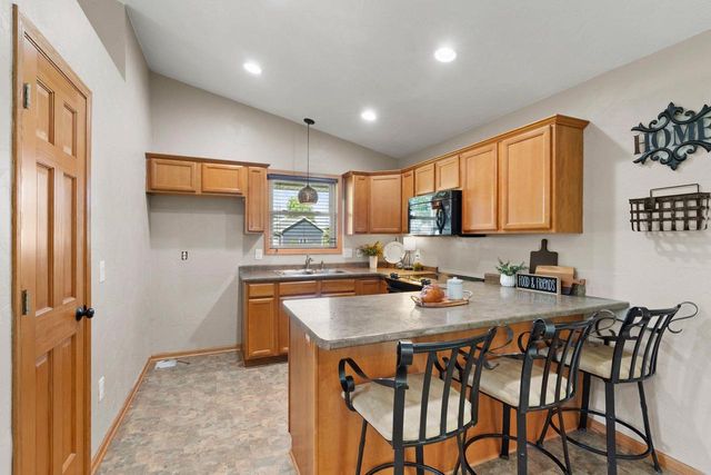 1136 MISTLETOE LANE, Winneconne, WI 54986