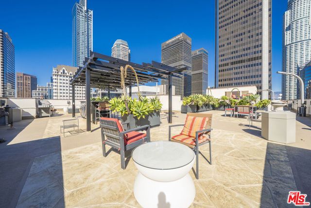 655 S Hope Street 704, Los Angeles, CA 90017