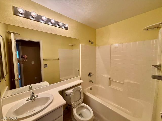 280 Pear Meadow Street, Henderson, NV 89012