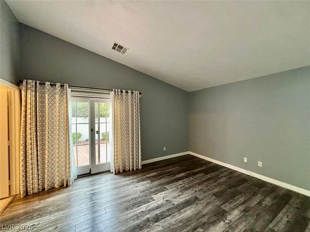 280 Pear Meadow Street, Henderson, NV 89012