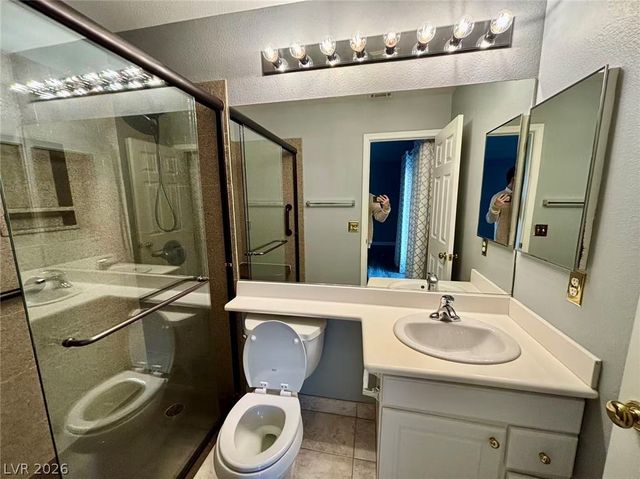 280 Pear Meadow Street, Henderson, NV 89012