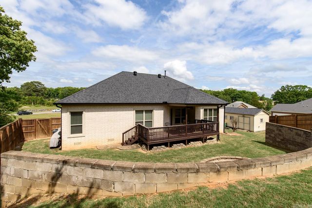 41 Oakbrooke Drive, Sherwood, AR 72120