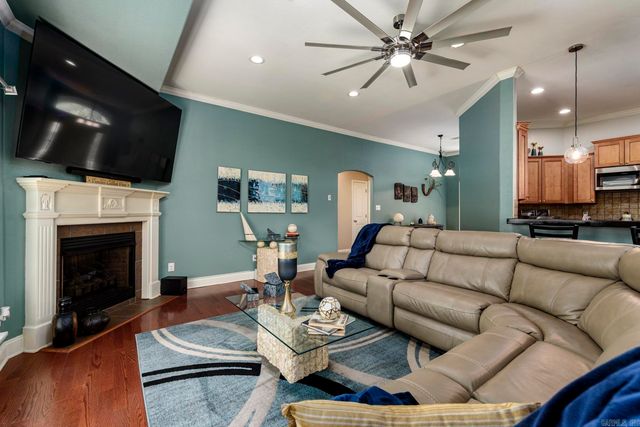 41 Oakbrooke Drive, Sherwood, AR 72120