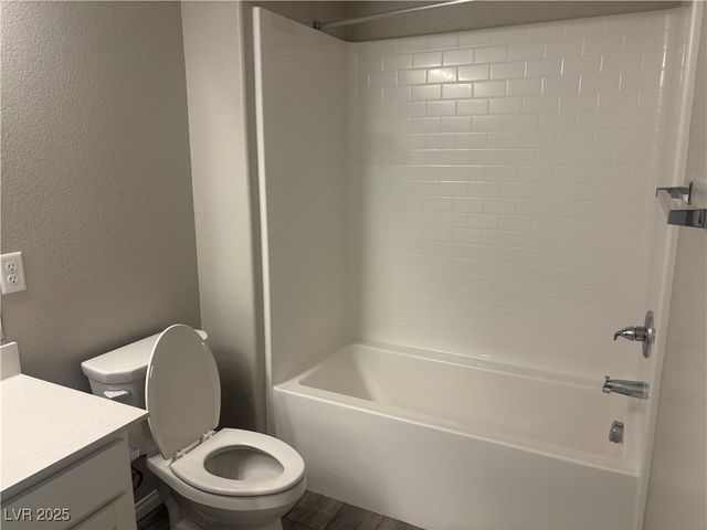 10205 Starlit Canyon Court, Las Vegas, NV 89141