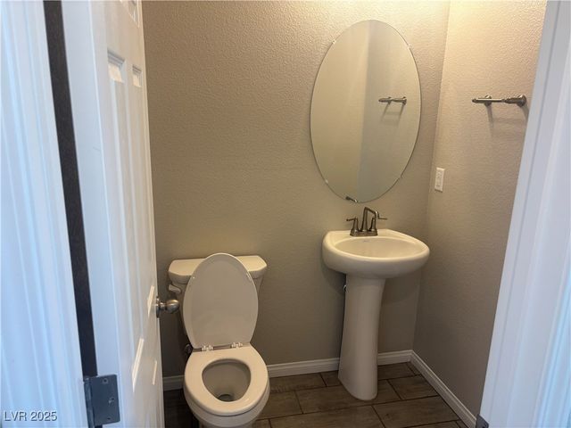 10205 Starlit Canyon Court, Las Vegas, NV 89141