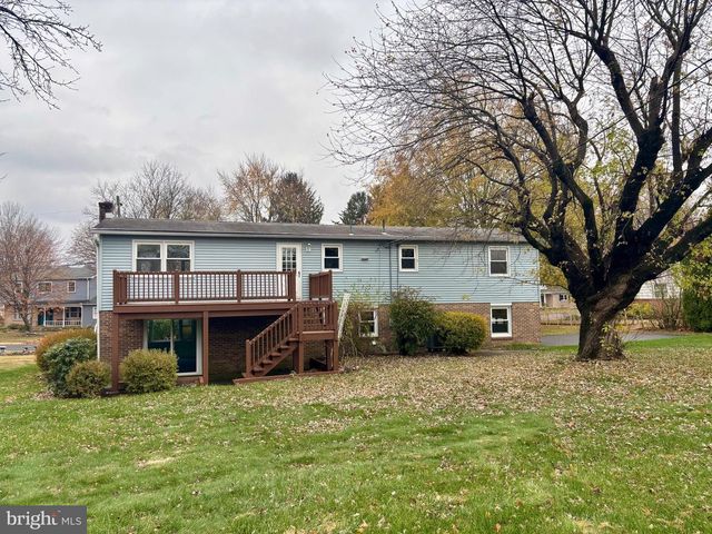 19 HEMLOCK DRIVE, Mechanicsburg, PA 17055