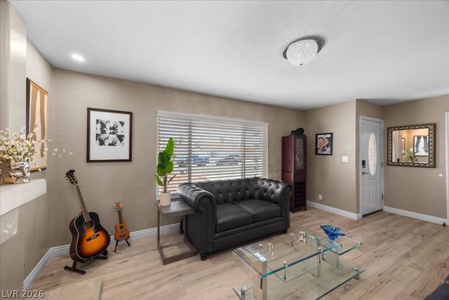 7205 Fenway Avenue, Las Vegas, NV 89147