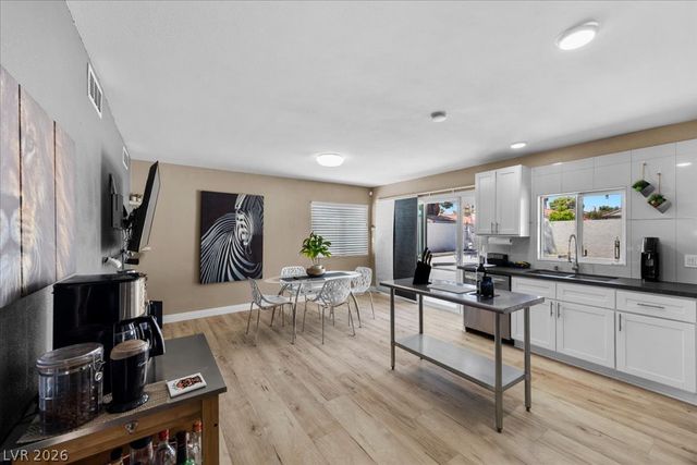 7205 Fenway Avenue, Las Vegas, NV 89147