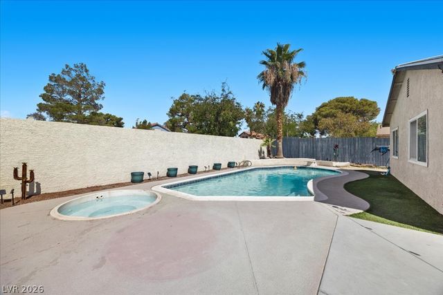 7205 Fenway Avenue, Las Vegas, NV 89147