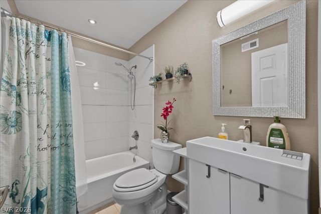 7205 Fenway Avenue, Las Vegas, NV 89147
