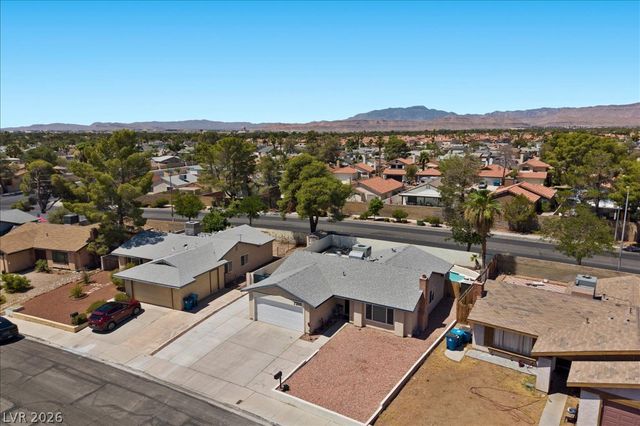 7205 Fenway Avenue, Las Vegas, NV 89147