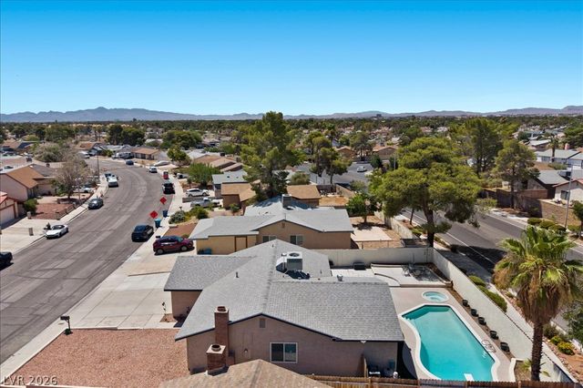 7205 Fenway Avenue, Las Vegas, NV 89147
