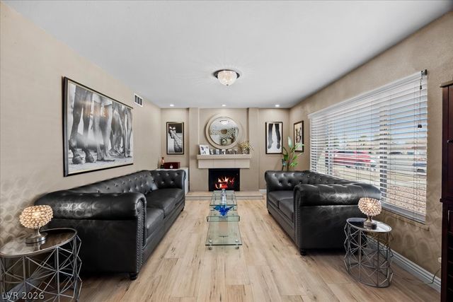 7205 Fenway Avenue, Las Vegas, NV 89147