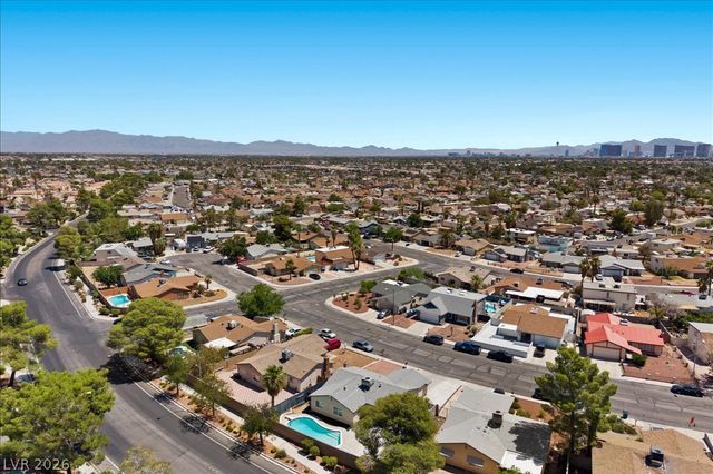 7205 Fenway Avenue, Las Vegas, NV 89147