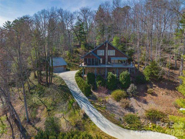 369 Deals Gap Road, Robbinsville, NC 28771