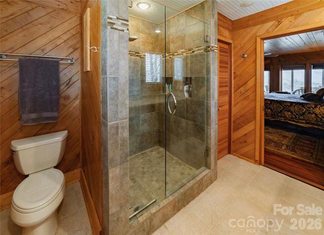 369 Deals Gap Road, Robbinsville, NC 28771