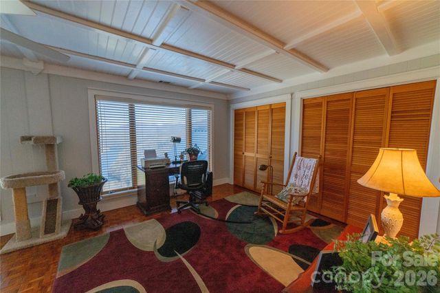 369 Deals Gap Road, Robbinsville, NC 28771