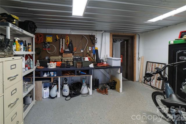 369 Deals Gap Road, Robbinsville, NC 28771