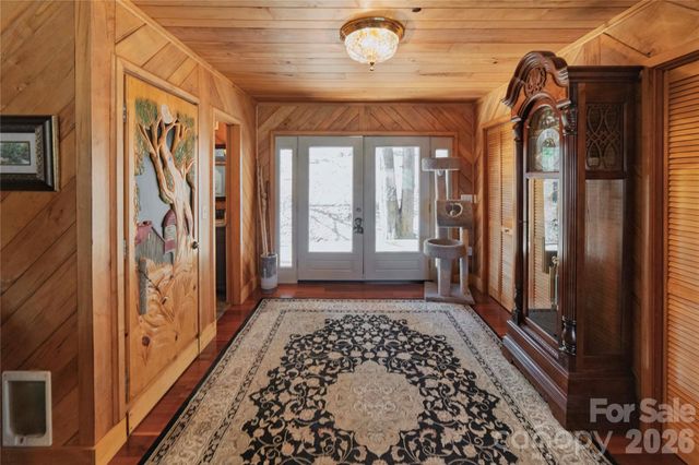 369 Deals Gap Road, Robbinsville, NC 28771
