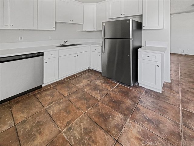 8800 Cedros 209, Panorama City, CA 91402