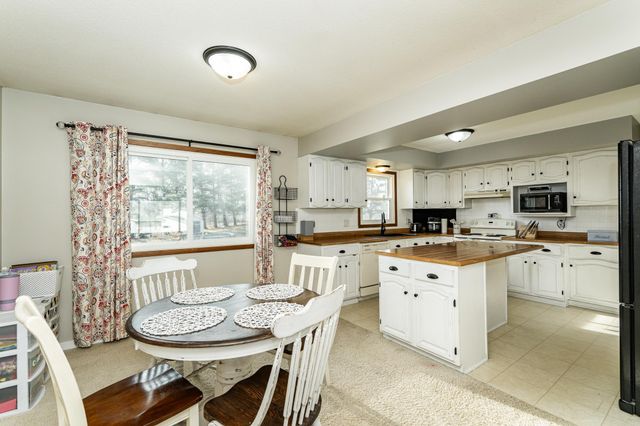 306 4th Avenue NE, Byron, MN 55920