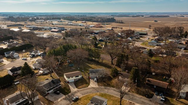 306 4th Avenue NE, Byron, MN 55920