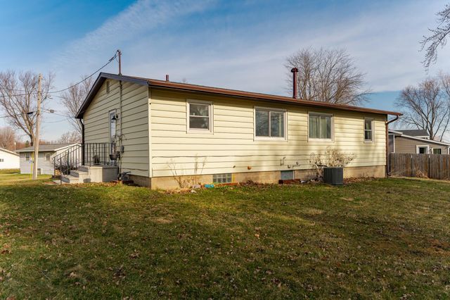 306 4th Avenue NE, Byron, MN 55920